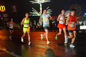 BIB: 20515, 215
                            <button type="button" onclick="openModal(16156231)" class="btn btn-primary btn-sm float-right btn-popup" data-toggle="modal" data-target=".modal-high-quality">
                        <i class="fas fa-shopping-cart"></i> Add to Cart
                    </button>
                                            <button type="button" onclick="isThisMe(16156231, true)" class="btn btn-success btn-sm float-right btn-popup btn-isme hidden" data-toggle="tooltip" data-placement="bottom" title="นี่คือรูปของคุณใช่ไหม คลิกที่นี่เพื่อเอาเข้าอัลบั้ม">
                        <i class="fas fa-plus"></i> Add to album
                    </button>
                    <button type="button" onclick="isThisMe(16156231, false)" class="btn btn-warning btn-sm float-right btn-popup btn-isnotme hidden">
                        <i class="fas fa-ban"></i> Remove from album
                    </button>